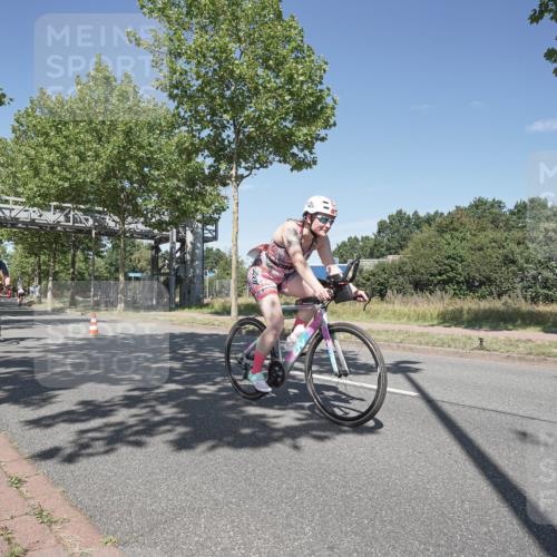 09.08.2026 - GEWOBA Citytriathlon Bremen Michael Burmester http://msf.ph/oto/9955970 09.08.2026 12:30:47 Radfahren 547, 662, 794, 946, 1019 meine-sportfotos.de