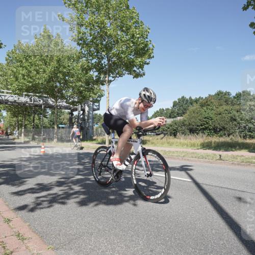09.08.2026 - GEWOBA Citytriathlon Bremen Michael Burmester http://msf.ph/oto/9955972 09.08.2026 12:30:50 Radfahren 547, 662, 946, 1019 meine-sportfotos.de