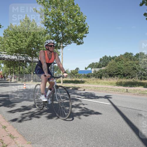 09.08.2026 - GEWOBA Citytriathlon Bremen Michael Burmester http://msf.ph/oto/9956002 09.08.2026 12:31:37 Radfahren 561, 606, 613, 647 meine-sportfotos.de