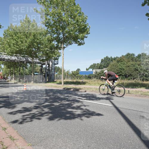 09.08.2026 - GEWOBA Citytriathlon Bremen Michael Burmester http://msf.ph/oto/9956005 09.08.2026 12:31:43 Radfahren 606, 613, 647, 735 meine-sportfotos.de