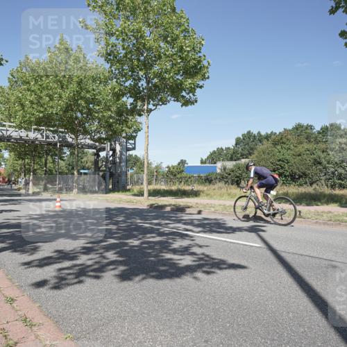 09.08.2026 - GEWOBA Citytriathlon Bremen Michael Burmester http://msf.ph/oto/9956027 09.08.2026 12:32:35 Radfahren 590, 594, 680, 874, 983, 1006, 1008 meine-sportfotos.de