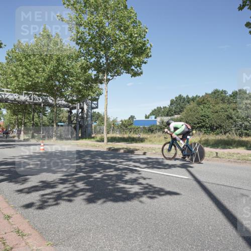 09.08.2026 - GEWOBA Citytriathlon Bremen Michael Burmester http://msf.ph/oto/9956037 09.08.2026 12:32:54 Radfahren 582, 636, 875, 921, 983, 1016, 1137 meine-sportfotos.de