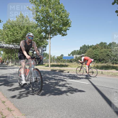 09.08.2026 - GEWOBA Citytriathlon Bremen Michael Burmester http://msf.ph/oto/9956053 09.08.2026 12:33:30 Radfahren 583, 615, 679, 717, 730, 769, 879, 880, 1133 meine-sportfotos.de