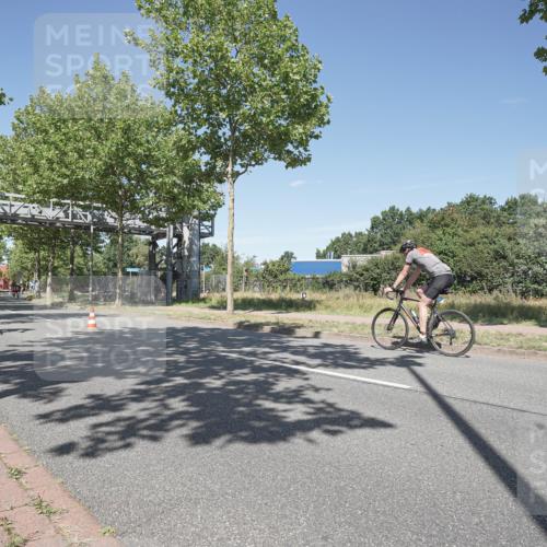 09.08.2026 - GEWOBA Citytriathlon Bremen Michael Burmester http://msf.ph/oto/9956057 09.08.2026 12:33:37 Radfahren 583, 615, 648, 679, 717, 784, 880, 1006, 1133 meine-sportfotos.de