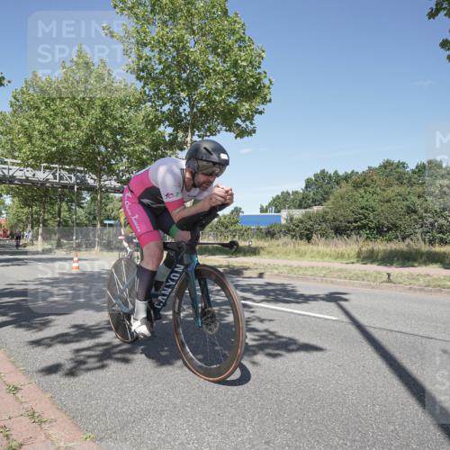 09.08.2026 - GEWOBA Citytriathlon Bremen Michael Burmester http://msf.ph/oto/9956060 09.08.2026 12:33:41 Radfahren 583, 615, 648, 679, 717, 750, 784, 880, 1006, 1133 meine-sportfotos.de