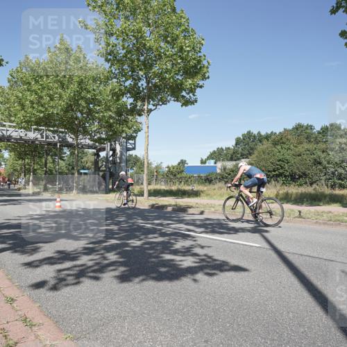 09.08.2026 - GEWOBA Citytriathlon Bremen Michael Burmester http://msf.ph/oto/9956070 09.08.2026 12:33:58 Radfahren 655, 750, 877, 914, 932, 1158 meine-sportfotos.de