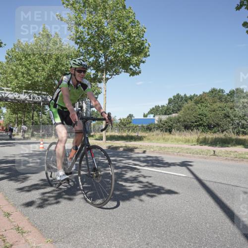 09.08.2026 - GEWOBA Citytriathlon Bremen Michael Burmester http://msf.ph/oto/9956078 09.08.2026 12:34:10 Radfahren 545, 655, 877, 914, 1013, 1015, 1143 meine-sportfotos.de
