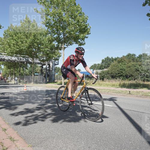 09.08.2026 - GEWOBA Citytriathlon Bremen Michael Burmester http://msf.ph/oto/9956089 09.08.2026 12:34:27 Radfahren 569, 611, 716, 733, 808, 1013, 1130, 1160 meine-sportfotos.de