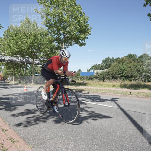 09.08.2026 - GEWOBA Citytriathlon Bremen Michael Burmester http://msf.ph/oto/9956112 09.08.2026 12:35:06 Radfahren 555, 574, 598, 624, 638, 756, 778, 807 meine-sportfotos.de