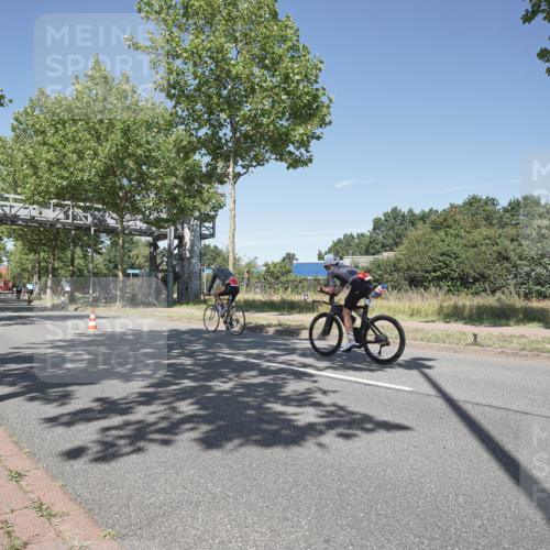 09.08.2026 - GEWOBA Citytriathlon Bremen Michael Burmester http://msf.ph/oto/9956147 09.08.2026 12:35:48 Radfahren 552, 758, 803, 814, 820, 895 meine-sportfotos.de