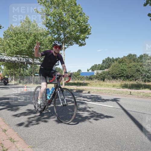 09.08.2026 - GEWOBA Citytriathlon Bremen Michael Burmester http://msf.ph/oto/9956185 09.08.2026 12:36:42 Radfahren 653, 699, 861, 970, 979, 1005, 1129, 1146 meine-sportfotos.de