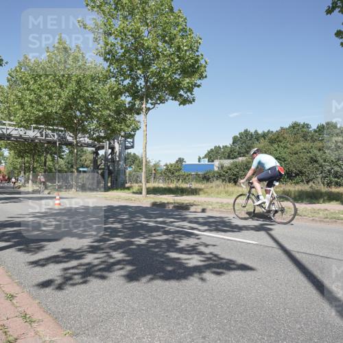 09.08.2026 - GEWOBA Citytriathlon Bremen Michael Burmester http://msf.ph/oto/9956214 09.08.2026 12:37:24 Radfahren 566, 568, 604, 627, 744, 788, 790, 792, 839, 935, 938 meine-sportfotos.de