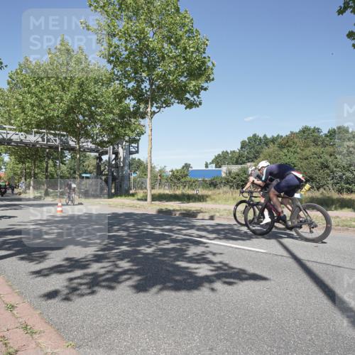 09.08.2026 - GEWOBA Citytriathlon Bremen Michael Burmester http://msf.ph/oto/9956234 09.08.2026 12:37:57 Radfahren 559, 571, 687, 745, 763, 897, 911, 1017, 1113, 1114 meine-sportfotos.de