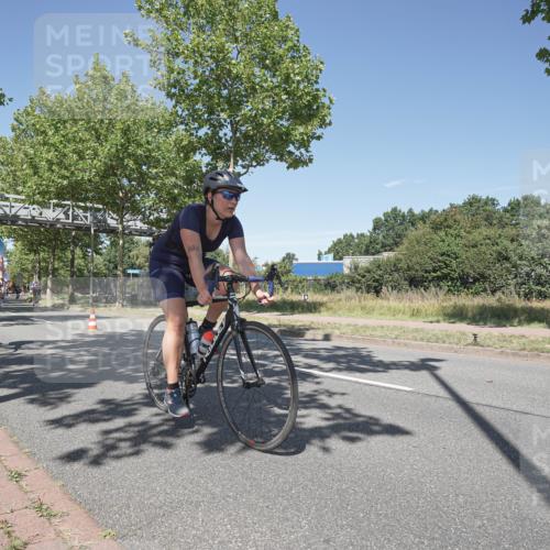 09.08.2026 - GEWOBA Citytriathlon Bremen Michael Burmester http://msf.ph/oto/9956244 09.08.2026 12:38:15 Radfahren 570, 596, 603, 672, 762, 763, 806, 886, 897, 911, 960 meine-sportfotos.de