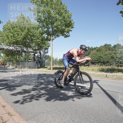 09.08.2026 - GEWOBA Citytriathlon Bremen Michael Burmester http://msf.ph/oto/9956248 09.08.2026 12:38:19 Radfahren 541, 570, 596, 603, 623, 672, 695, 762, 806, 886, 960 meine-sportfotos.de