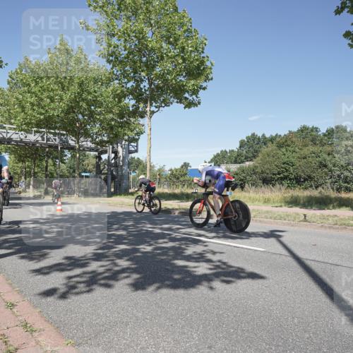 09.08.2026 - GEWOBA Citytriathlon Bremen Michael Burmester http://msf.ph/oto/9956251 09.08.2026 12:38:23 Radfahren 541, 570, 596, 603, 623, 672, 695, 762, 886 meine-sportfotos.de