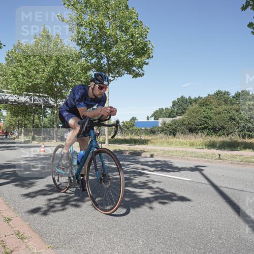 09.08.2026 - GEWOBA Citytriathlon Bremen Michael Burmester http://msf.ph/oto/9956265 09.08.2026 12:38:45 Radfahren 572, 577, 625, 637, 667, 798, 838, 844, 912, 1003, 1111, 1156 meine-sportfotos.de