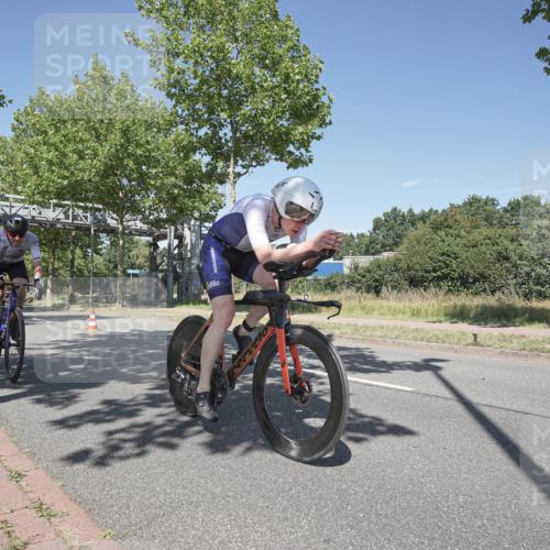 09.08.2026 - GEWOBA Citytriathlon Bremen Michael Burmester http://msf.ph/oto/9956277 09.08.2026 12:39:04 Radfahren 694, 759, 770, 776, 902, 931, 1124 meine-sportfotos.de