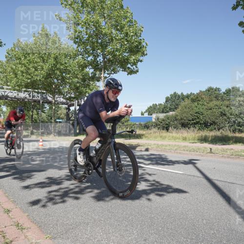 09.08.2026 - GEWOBA Citytriathlon Bremen Michael Burmester http://msf.ph/oto/9956293 09.08.2026 12:39:36 Radfahren 612, 656, 693, 783, 834, 840, 871, 896, 923 meine-sportfotos.de