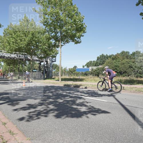 09.08.2026 - GEWOBA Citytriathlon Bremen Michael Burmester http://msf.ph/oto/9956298 09.08.2026 12:39:40 Radfahren 612, 656, 693, 783, 834, 840, 871, 896, 923, 998 meine-sportfotos.de
