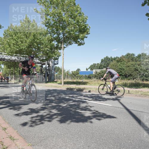 09.08.2026 - GEWOBA Citytriathlon Bremen Michael Burmester http://msf.ph/oto/9956299 09.08.2026 12:39:42 Radfahren 612, 693, 834, 840, 871, 896, 923, 998 meine-sportfotos.de