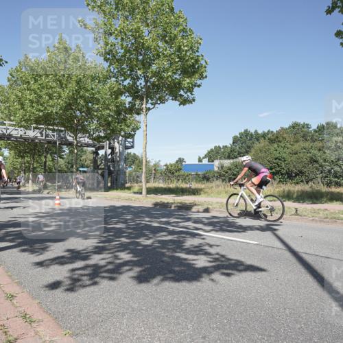 09.08.2026 - GEWOBA Citytriathlon Bremen Michael Burmester http://msf.ph/oto/9956302 09.08.2026 12:39:44 Radfahren 612, 693, 834, 840, 871, 896, 923, 998, 1154 meine-sportfotos.de