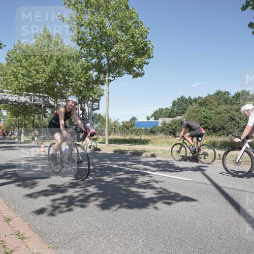 09.08.2026 - GEWOBA Citytriathlon Bremen Michael Burmester http://msf.ph/oto/9956303 09.08.2026 12:39:44 Radfahren 612, 693, 834, 840, 871, 896, 923, 998, 1154 meine-sportfotos.de