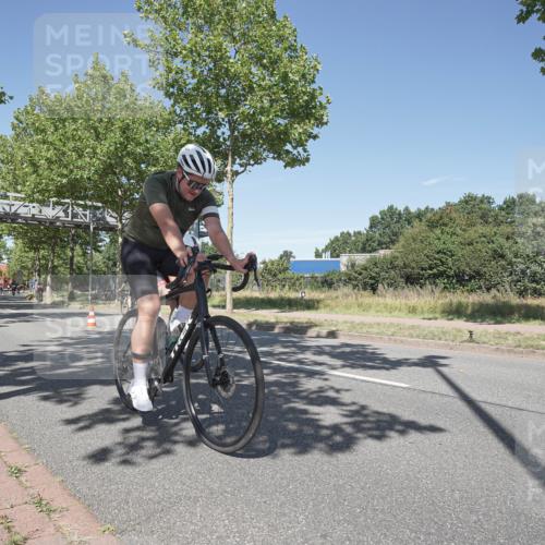 09.08.2026 - GEWOBA Citytriathlon Bremen Michael Burmester http://msf.ph/oto/9956330 09.08.2026 12:40:17 Radfahren 626, 743, 761, 789, 819, 953, 1115, 1127, 1132 meine-sportfotos.de