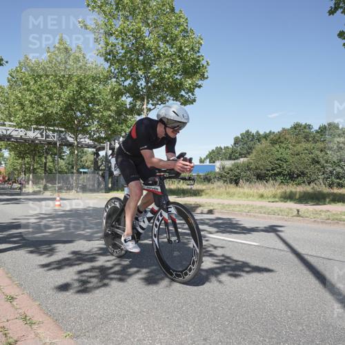 09.08.2026 - GEWOBA Citytriathlon Bremen Michael Burmester http://msf.ph/oto/9956334 09.08.2026 12:40:21 Radfahren 626, 671, 707, 743, 761, 789, 809, 819, 888, 953, 954, 1115, 1127 meine-sportfotos.de