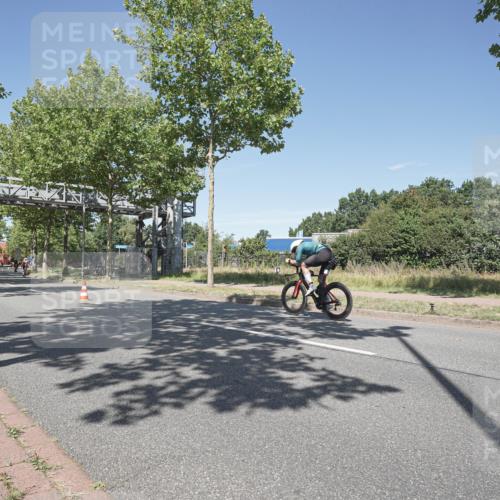 09.08.2026 - GEWOBA Citytriathlon Bremen Michael Burmester http://msf.ph/oto/9956335 09.08.2026 12:40:22 Radfahren 626, 671, 707, 743, 761, 789, 809, 819, 888, 953, 954, 1115, 1127 meine-sportfotos.de