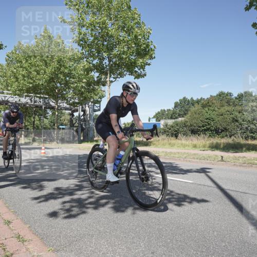 09.08.2026 - GEWOBA Citytriathlon Bremen Michael Burmester http://msf.ph/oto/9956337 09.08.2026 12:40:26 Radfahren 626, 671, 701, 707, 743, 789, 809, 819, 888, 919, 953, 954, 1115, 1127 meine-sportfotos.de