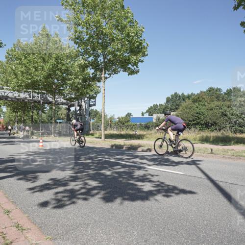 09.08.2026 - GEWOBA Citytriathlon Bremen Michael Burmester http://msf.ph/oto/9956347 09.08.2026 12:40:40 Radfahren 651, 671, 701, 805, 809, 810, 919, 954, 976, 1136 meine-sportfotos.de