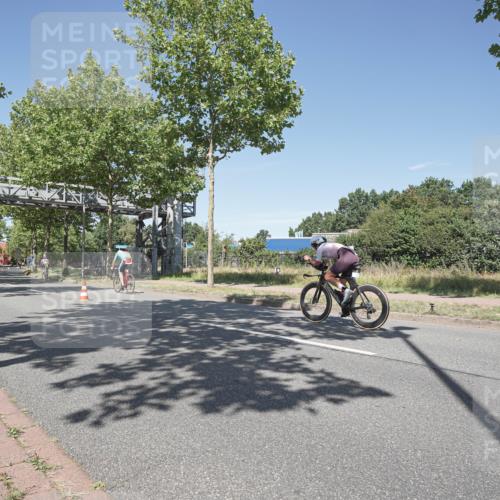 09.08.2026 - GEWOBA Citytriathlon Bremen Michael Burmester http://msf.ph/oto/9956375 09.08.2026 12:41:26 Radfahren 548, 602, 702, 711, 740, 858, 915, 982, 1020 meine-sportfotos.de