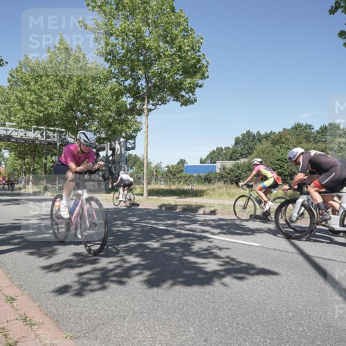09.08.2026 - GEWOBA Citytriathlon Bremen Michael Burmester http://msf.ph/oto/9956421 09.08.2026 12:42:38 Radfahren 681, 720, 768, 870, 885, 966 meine-sportfotos.de
