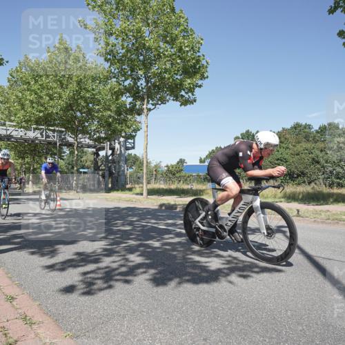 09.08.2026 - GEWOBA Citytriathlon Bremen Michael Burmester http://msf.ph/oto/9956446 09.08.2026 12:43:21 Radfahren 546, 558, 621, 643, 674, 700, 732, 859, 887, 898, 944, 945, 989, 991, 996, 1105, 1108 meine-sportfotos.de