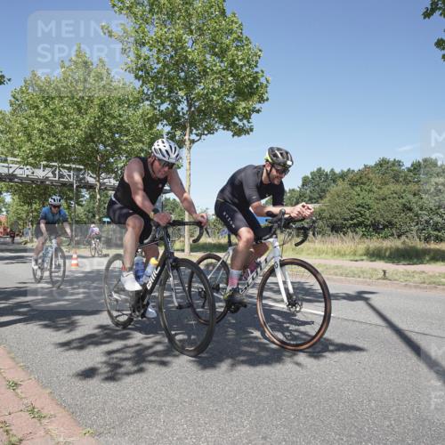 09.08.2026 - GEWOBA Citytriathlon Bremen Michael Burmester http://msf.ph/oto/9956448 09.08.2026 12:43:23 Radfahren 546, 558, 621, 643, 674, 700, 732, 859, 887, 898, 944, 945, 989, 991, 996, 1105, 1108, 1148 meine-sportfotos.de