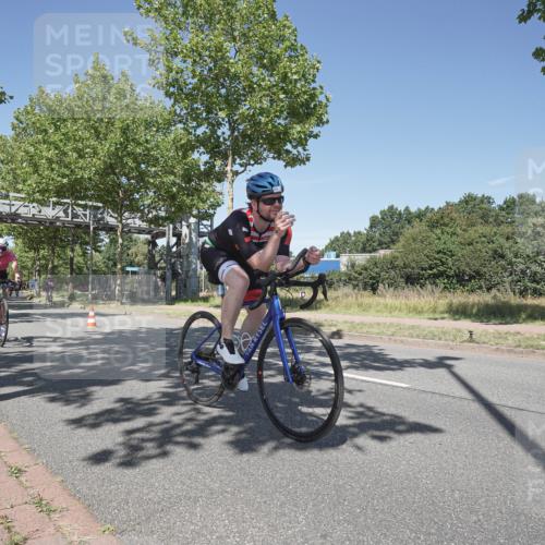 09.08.2026 - GEWOBA Citytriathlon Bremen Michael Burmester http://msf.ph/oto/9956452 09.08.2026 12:43:28 Radfahren 546, 558, 621, 643, 674, 700, 712, 732, 797, 898, 944, 989, 991, 1105, 1108, 1148 meine-sportfotos.de