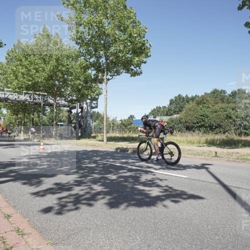 09.08.2026 - GEWOBA Citytriathlon Bremen Michael Burmester http://msf.ph/oto/9956471 09.08.2026 12:43:51 Radfahren 633, 951, 1125 meine-sportfotos.de