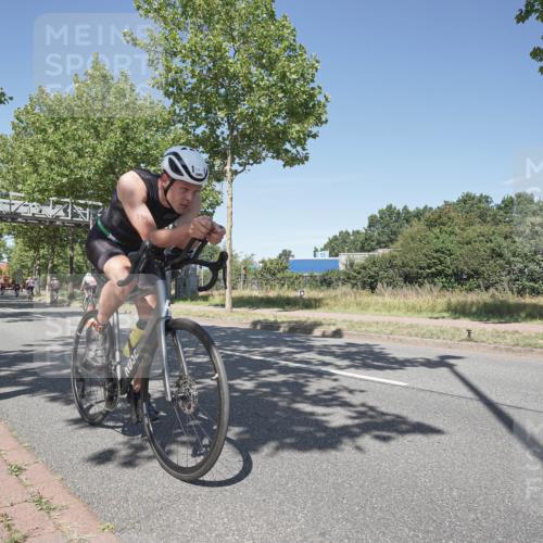 09.08.2026 - GEWOBA Citytriathlon Bremen Michael Burmester http://msf.ph/oto/9956485 09.08.2026 12:44:17 Radfahren 587, 629, 658, 660, 661, 714, 854, 891, 957, 974, 1014, 1106 meine-sportfotos.de