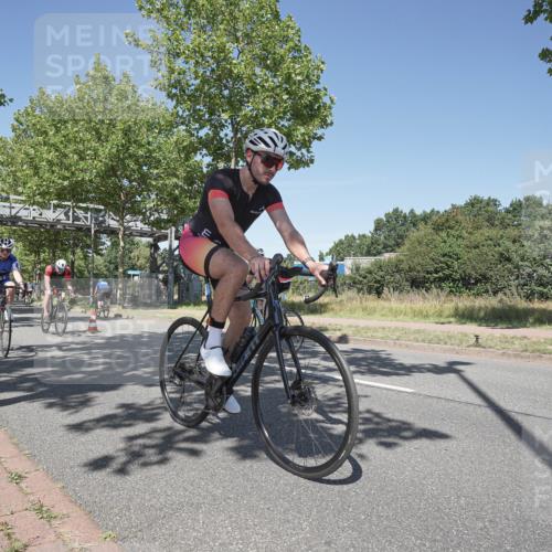 09.08.2026 - GEWOBA Citytriathlon Bremen Michael Burmester http://msf.ph/oto/9956499 09.08.2026 12:44:32 Radfahren 587, 629, 654, 658, 669, 771, 779, 801, 849, 854, 1014, 1106, 1122, 1152 meine-sportfotos.de