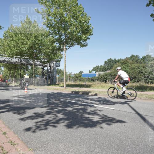 09.08.2026 - GEWOBA Citytriathlon Bremen Michael Burmester http://msf.ph/oto/9956505 09.08.2026 12:44:40 Radfahren 654, 669, 771, 779, 801, 849, 936, 1122, 1152 meine-sportfotos.de