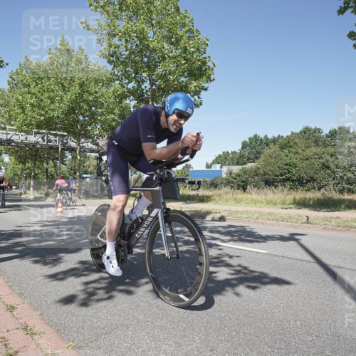 09.08.2026 - GEWOBA Citytriathlon Bremen Michael Burmester http://msf.ph/oto/9956518 09.08.2026 12:44:57 Radfahren 607, 666, 729, 813, 831, 842, 843, 853, 941, 985, 1117 meine-sportfotos.de
