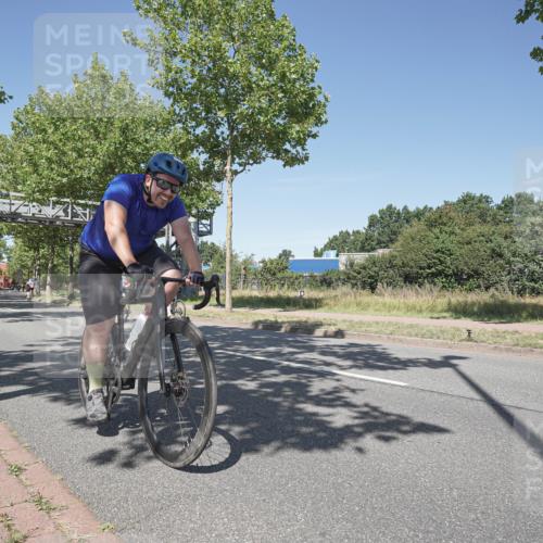 09.08.2026 - GEWOBA Citytriathlon Bremen Michael Burmester http://msf.ph/oto/9956540 09.08.2026 12:45:17 Radfahren 549, 556, 597, 610, 631, 676, 690, 738, 862, 878, 997, 1001, 1128, 1157 meine-sportfotos.de