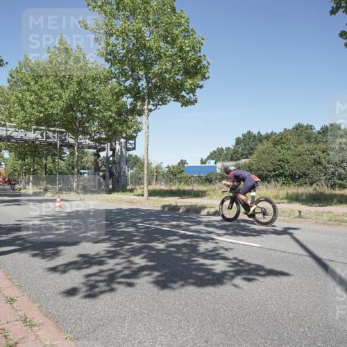 09.08.2026 - GEWOBA Citytriathlon Bremen Michael Burmester http://msf.ph/oto/9956543 09.08.2026 12:45:24 Radfahren 549, 551, 585, 597, 738, 764, 828, 878, 997, 1001, 1004, 1128, 1157 meine-sportfotos.de