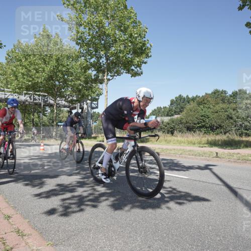 09.08.2026 - GEWOBA Citytriathlon Bremen Michael Burmester http://msf.ph/oto/9956545 09.08.2026 12:45:27 Radfahren 549, 551, 585, 738, 764, 828, 878, 997, 1001, 1004, 1157 meine-sportfotos.de