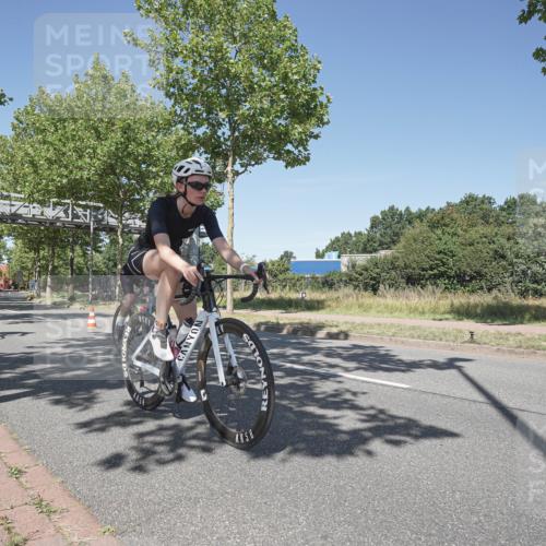 09.08.2026 - GEWOBA Citytriathlon Bremen Michael Burmester http://msf.ph/oto/9956558 09.08.2026 12:45:52 Radfahren 630, 632, 691, 703, 723, 791, 830, 856, 881, 908, 913, 922, 927, 962, 1007, 1011 meine-sportfotos.de
