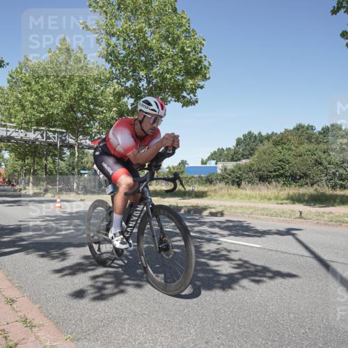 09.08.2026 - GEWOBA Citytriathlon Bremen Michael Burmester http://msf.ph/oto/9956567 09.08.2026 12:46:08 Radfahren 698, 703, 746, 775, 899, 913, 917, 1002 meine-sportfotos.de