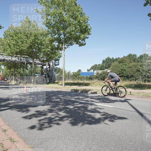 09.08.2026 - GEWOBA Citytriathlon Bremen Michael Burmester http://msf.ph/oto/9956577 09.08.2026 12:46:35 Radfahren 575, 579, 650, 652, 835, 958 meine-sportfotos.de