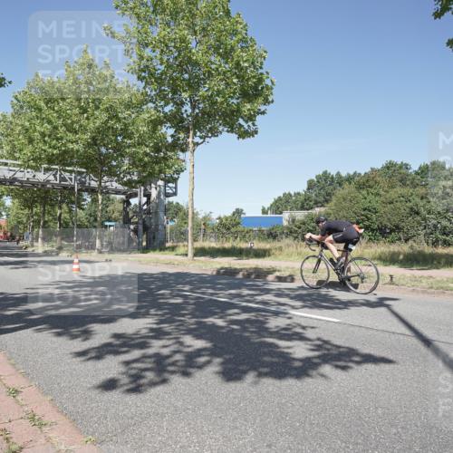 09.08.2026 - GEWOBA Citytriathlon Bremen Michael Burmester http://msf.ph/oto/9956617 09.08.2026 12:47:44 Radfahren 593, 618, 642, 719, 735, 904 meine-sportfotos.de