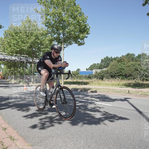 09.08.2026 - GEWOBA Citytriathlon Bremen Michael Burmester http://msf.ph/oto/9956618 09.08.2026 12:47:46 Radfahren 593, 618, 642, 719, 735, 904 meine-sportfotos.de